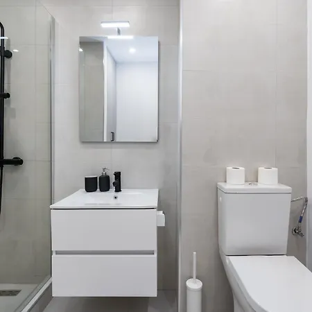 Majestic Apartments- With Parking * Bucharest