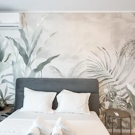 Majestic Apartments- With Parking * Bucarest