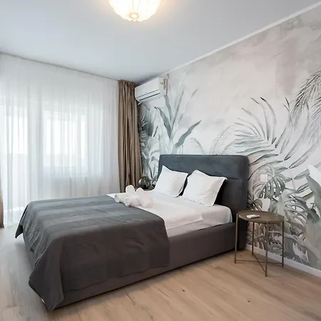 Majestic Apartments- With Parking * Бухарест