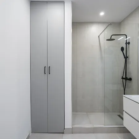 Daire Majestic Apartments- With Parking *