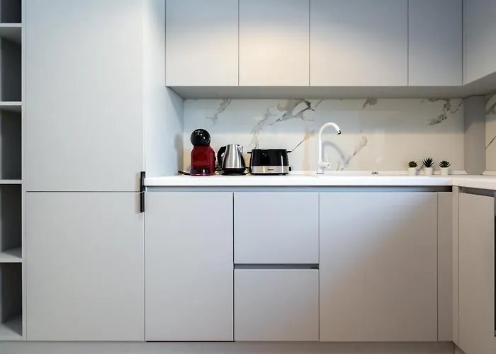 Majestic Apartments- With Parking