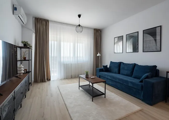 Апартаменти Majestic Apartments- With Parking Бухарест