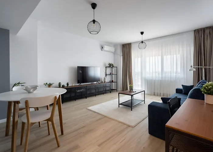 Majestic Apartments- With Parking