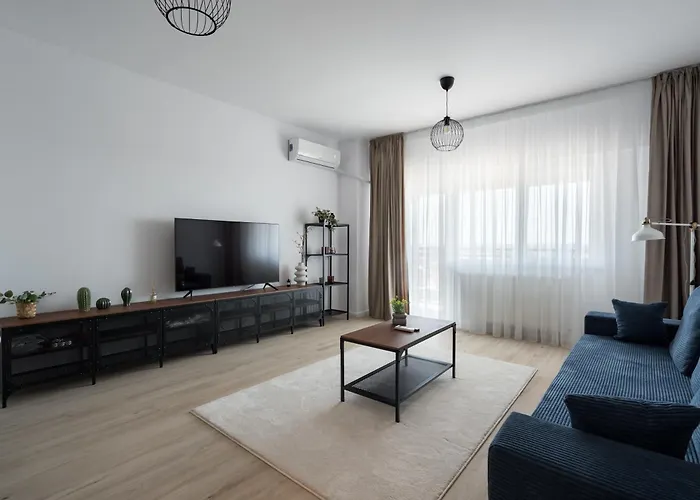 Majestic Apartments- With Parking Apartment Bucharest
